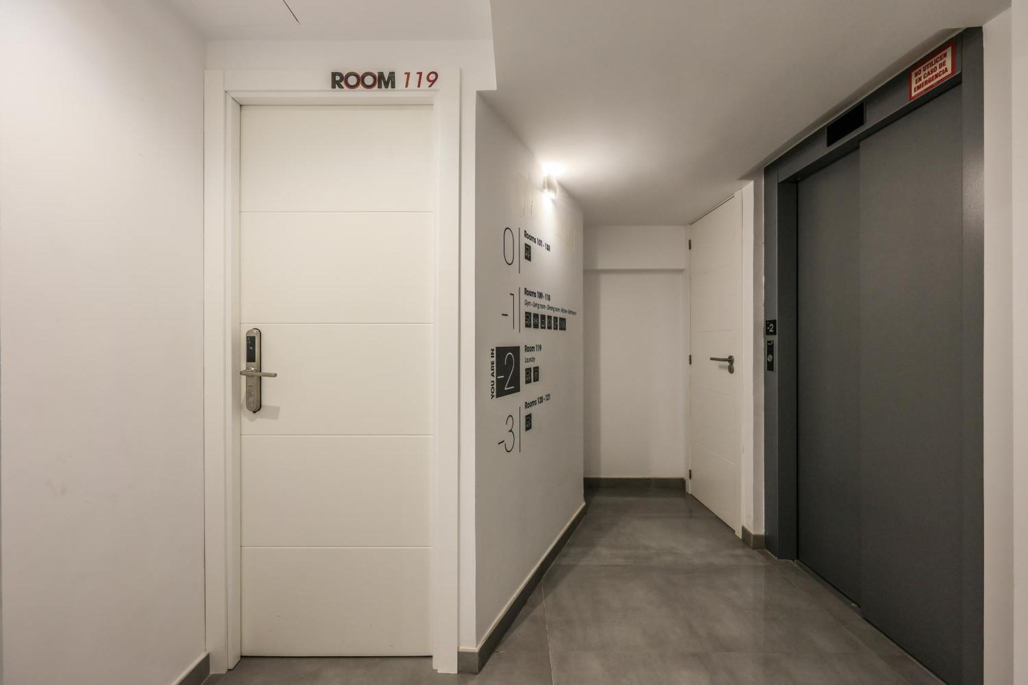 Amazinn Places Blasco De Garay 113 Madrid Exteriör bild